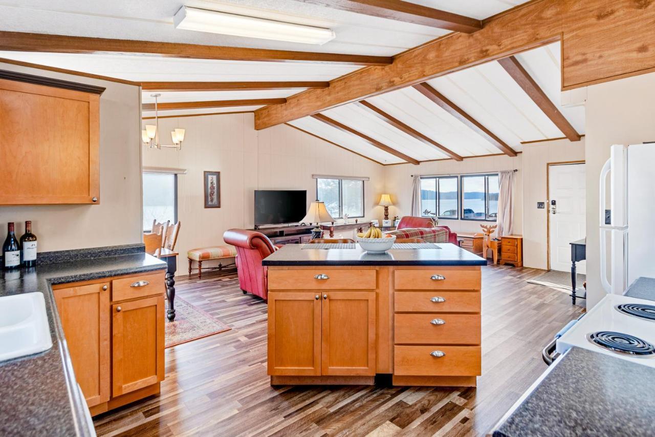 Downtown Harrison Lakefront Getaway 외부 사진